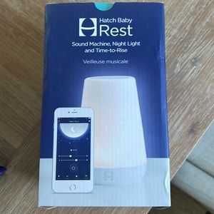 Hatch Rest Sound Machine, Night Light & Time-To-Rise